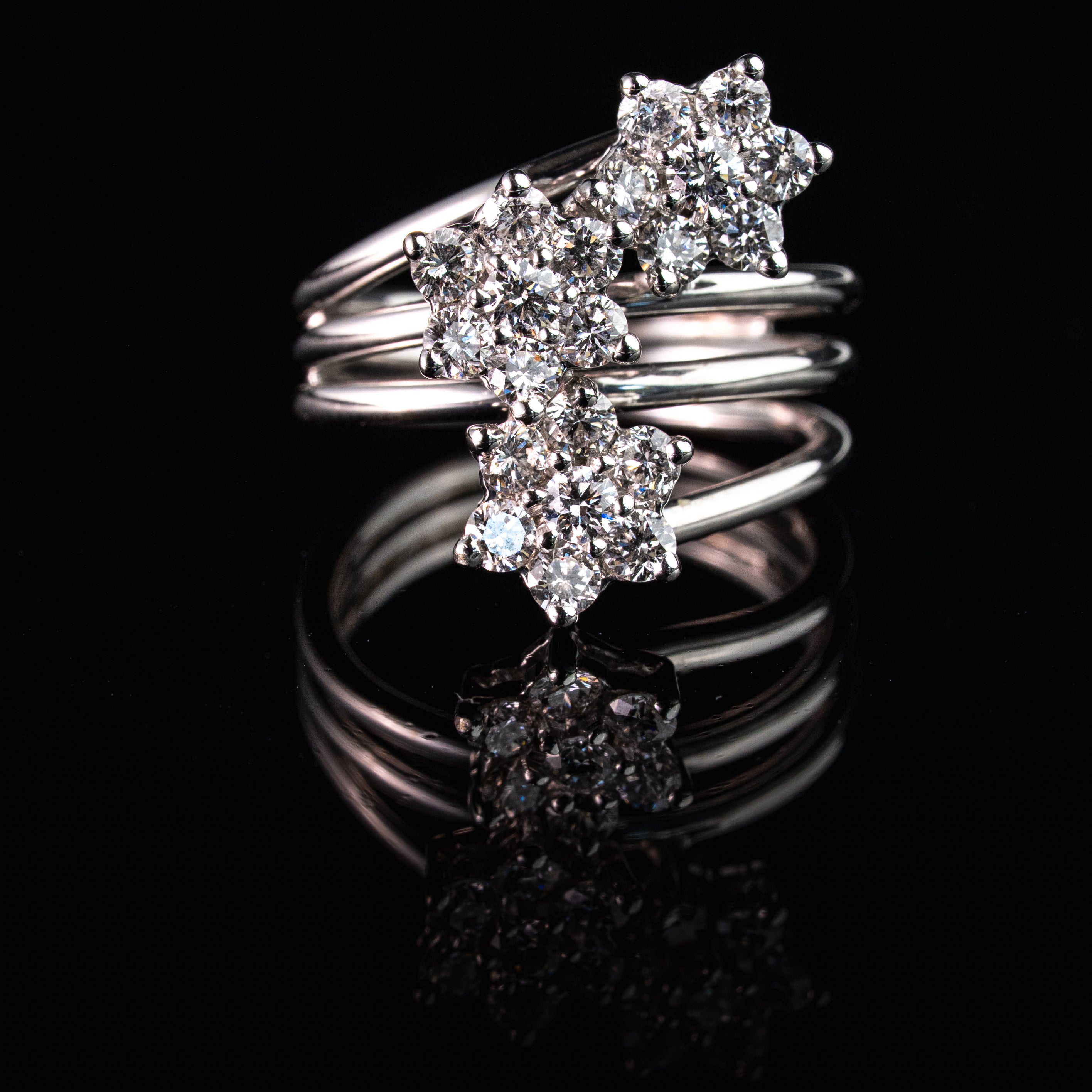 Anello tre margherite